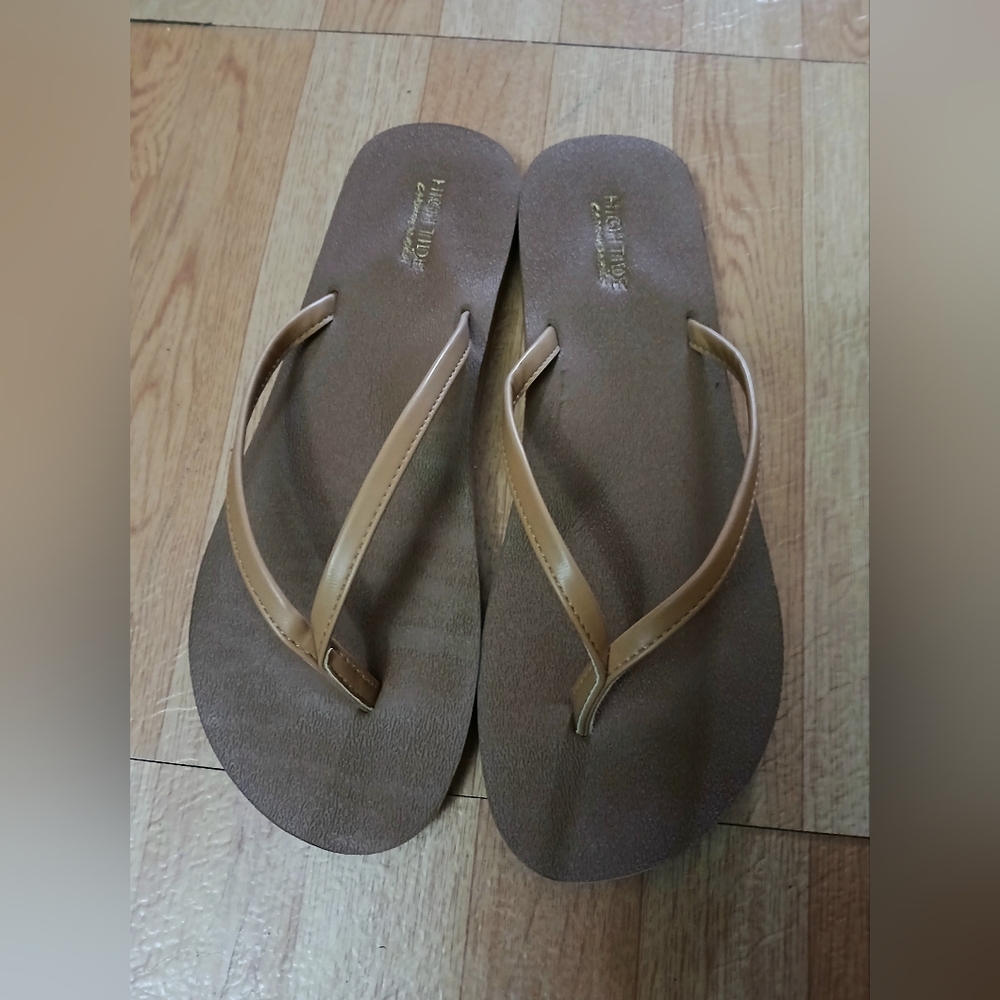 Brown Flip Flops, Size 8, Barley Used.